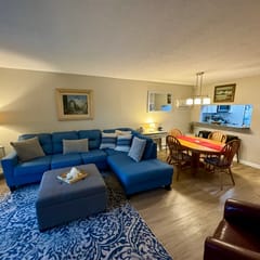 This wonderful Eaton unit features a newly renovated kitchen with new appliances.
