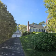 BREWSTER/ORLEANS LINE 3BR 2BA, Minutes from Beaches, Spacious Inside & Out, Amenities Galore!