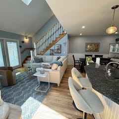 Renovated Ocean Edge townhouse with loft, patio, pools, and near beaches & Rail Trail.