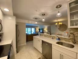 Bayside, Gem with King Bed, 4 ACs, Beach #1 & Bayside Outdoor Pool #8 (Included) - Image 5