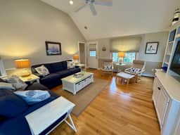 Walk to Pleasant Street Beach, Renovated, Central AC, King Bed!!! - Image 4