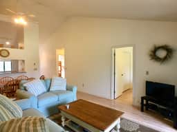 Nicely decorated and well maintained, upper-level apartment in Eaton Village offers golf course view - Image 3