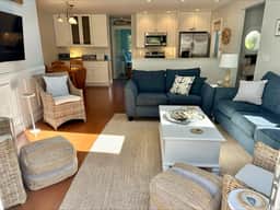 Gorgeous Ocean Edge townhouse in Howland Village with newly renovated kitchen & baths and AC system! - Image 5