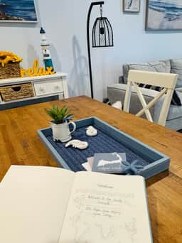Completely remodeled Billington townhouse with delightful decor offering two large upstairs bedrooms - Image 3