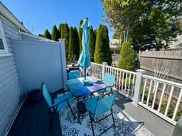 Steps to the Beach! Cozy 2BR Cottage with Pool Access & Outdoor Shower! - Image 4