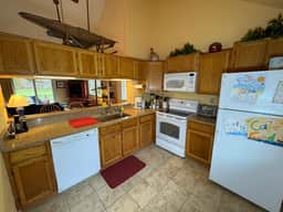 Middlecott patio home in Ocean Edge with pond/golf views and central A/C. - Image 3