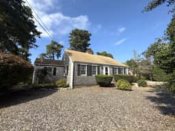 2BR 1BA Quintessential Cape Cod Beach Budget Getaway! - Image 2