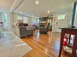 "Seaquester" Cottage: Your Charming Dog-Friendly Brewster Escape – Golf and Beaches Minutes Away! - Image 4