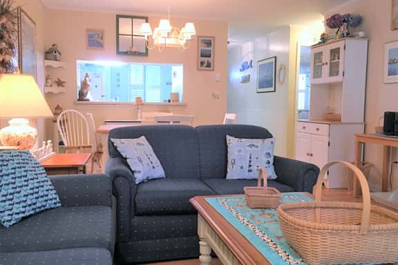 Wonderful Ocean Edge Apartment. Short drive to beaches, you will love the Brewster Flats! - Image 1