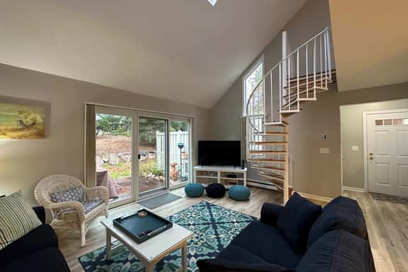 Absolutely beautiful and updated Ocean Edge Condo in Brewster! - Image 1