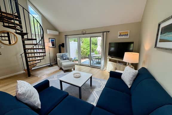 Charming Ocean Edge condo with modern updates, beach gear, & great location near Brewster's best! - Image 1