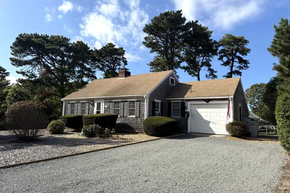 2BR 1BA Quintessential Cape Cod Beach Budget Getaway! - Image 1