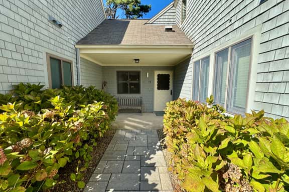BR0838 - Image 1