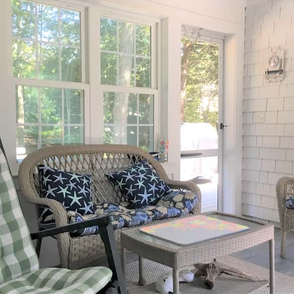 Wonderful freestanding 2BR residence in Harwich with large, enclosed yard near Thompson park. - Image 1