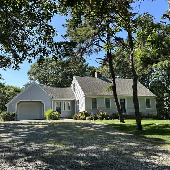 NEW for 2026 - 3BR 2BA Spacious Oasis Close to beaches, CC Rail Trail, Nickerson State Park & More! - Image 1