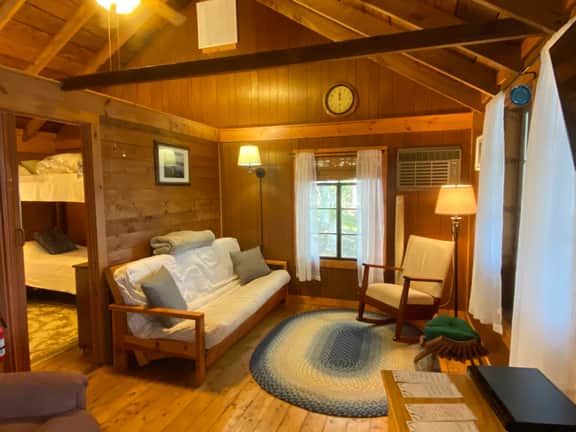 Charming Cottage on Sheep Pond with Water Views & Dock - Image 4