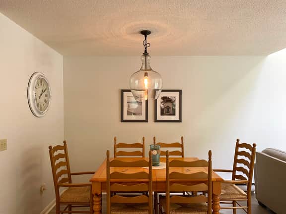 Howland Village townhouse with GOLF & POOL located just a few minutes' walk from Pools and Fitness. - Image 5