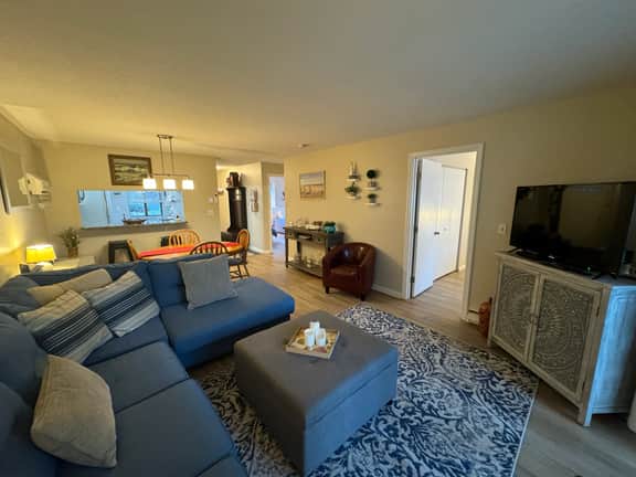 This wonderful Eaton unit features a newly renovated kitchen with new appliances. - Image 2