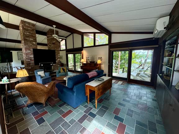 Wonderful Pond Front property deep in the heart of Brewster, private, spacious and unique! - Image 5