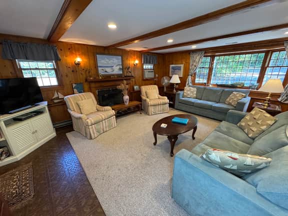 Charming 3BR Brewster Cottage—½ mi to Beach & Walk to Main Street! - Image 5