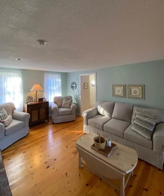 Renovated 4BR, 2BA Brewster home with A/C, deck, den, and game room. - Image 5