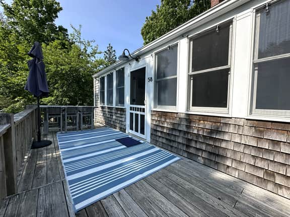 Classic Cape Bungalow less than a mile to Paine's Creek Beach & Dog Friendly! - Image 3