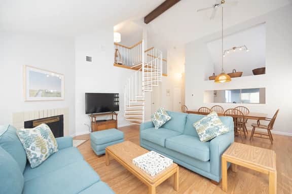 Ocean Edge patio home with A/C, loft & private patio in Brewster. - Image 3