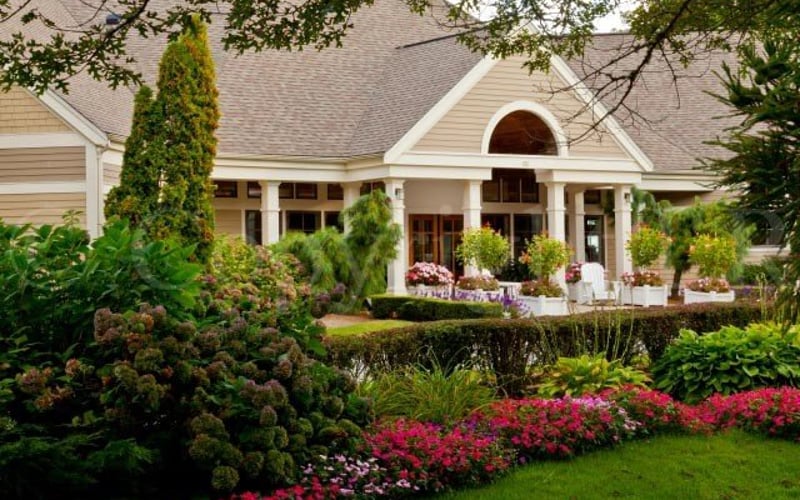 Linx Tavern dining
